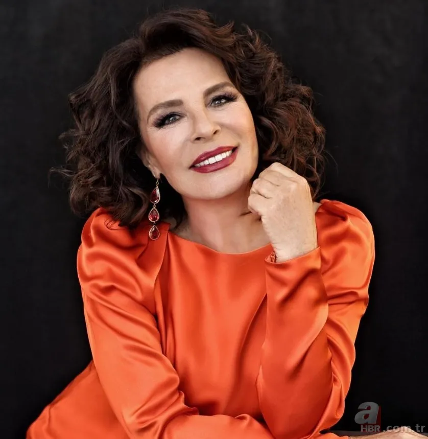 Hülya Koçyiğit'in kız kardeşi Yeşilçam yıldızı çıktı! Meğer ablasından önce... 4