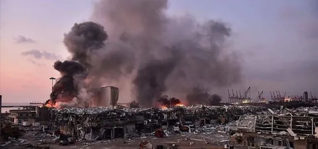 Beyrut Valisi Mervan Abbud: Yüz binlerce kişi 3 aydan önce evlerine dönemez!