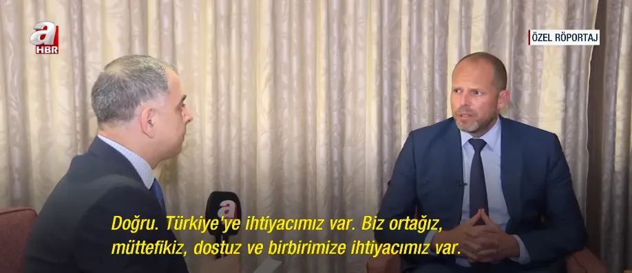 belcika-savunma-bakani-francken-a-habere-konustu-turk-savunma-sanayii-bizim-icin-rol-modeldir-1778570090226.png Francken’den Başkan Erdoğan’a destek