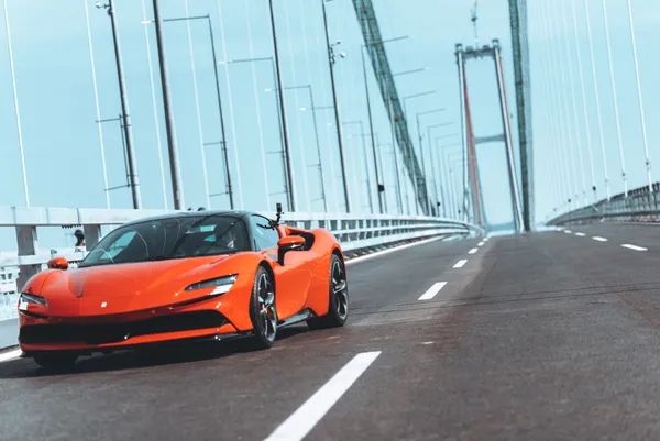 Simgelerin Köprüsünden birlikte geçtiler!