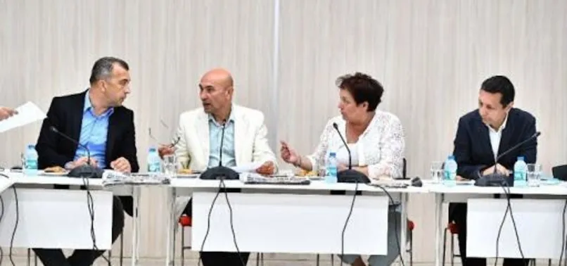 Tunç Soyer’in danışmanı Ali Kıvanç Ege liseli Serkan Polat Kesici'yi ezdi