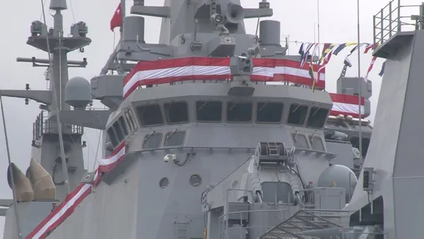 TCG Anadolu donanmaya teslim edildi! Başkan Recep Tayyip Erdoğan: Savunma sanayi bütçemizi 75 milyar dolara yükseltiyoruz