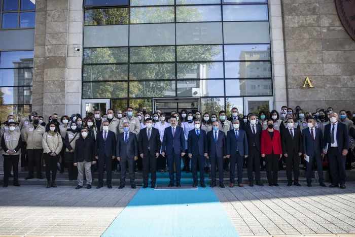 Tarım ve Orman Bakanı Bekir Pakdemirli: 7 bin 300 gıda denetçimizle 81 ilde denetim yapacağız