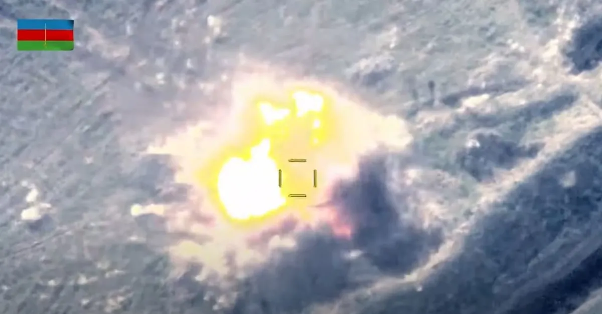 Azerbaycan işgalci Ermenistan'ın tanklarını havaya uçurdu