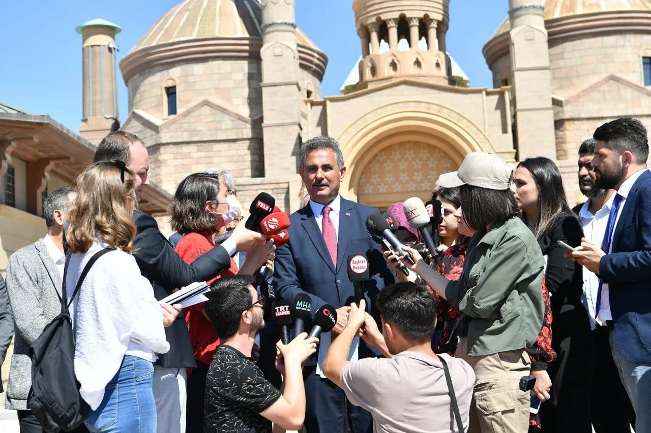 AK Parti'den CHP'li ABB Başkanı Mansur Yavaş'a Ankapark tepkisi: Bilerek isteyerek çürümeye bıraktı