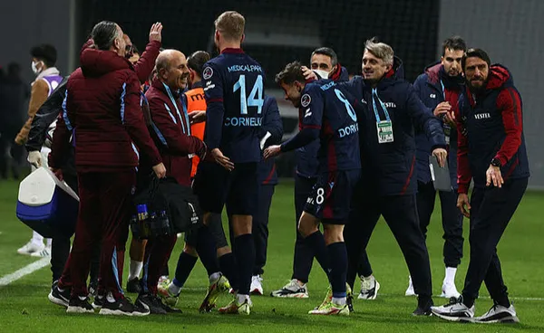 Lider Trabzonspor Medipol Başakşehir'i ağırlayacak! Zirvede zorlu viraj - 5