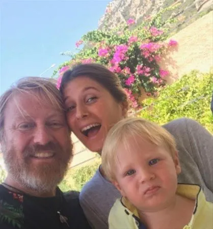 Aras Bulut İynemli’nin sevgilisi tanıdık çıktı! Ünlülerin sevgilileri ve eşleri