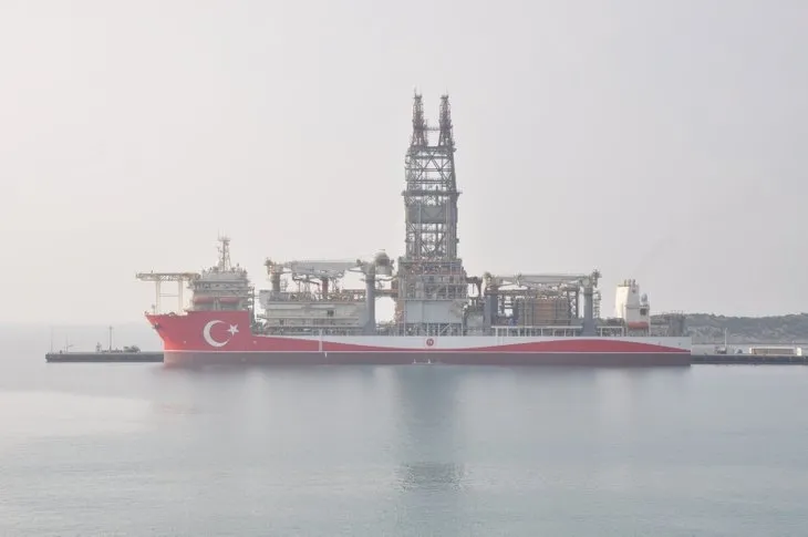 Mavi Vatan’daki filonun en güçlü sondaj gemisi: Abdülhamid Han! Kırmızı beyaza boyandı! İşte özellikleri…