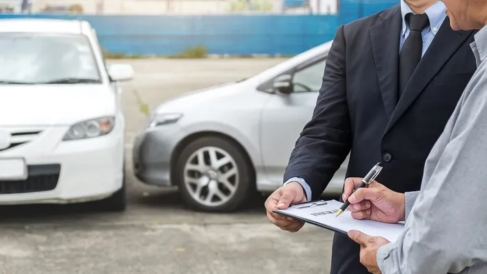 Araç sahipleri dikkat! Zorunlu trafik sigortasında yeni dönem: Orijinal parça şartı getirildi