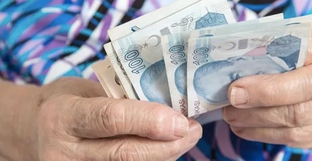 5 yıl -1800 gün erken emekli olacaksınız! 2000-2002-2008 öncesi ve sonrası sigorta girişi olanlara müjde! Yaşa göre prim gün tablosu…