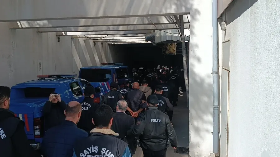 akademide-521-milyon-liralik-dev-vurgun-kadro-alamayinca-intikam-cetesi-kurdu-1775507546037.jpg Fotoğraf (DHA)