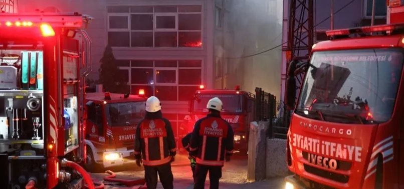 İstanbul'da fabrika yangını!