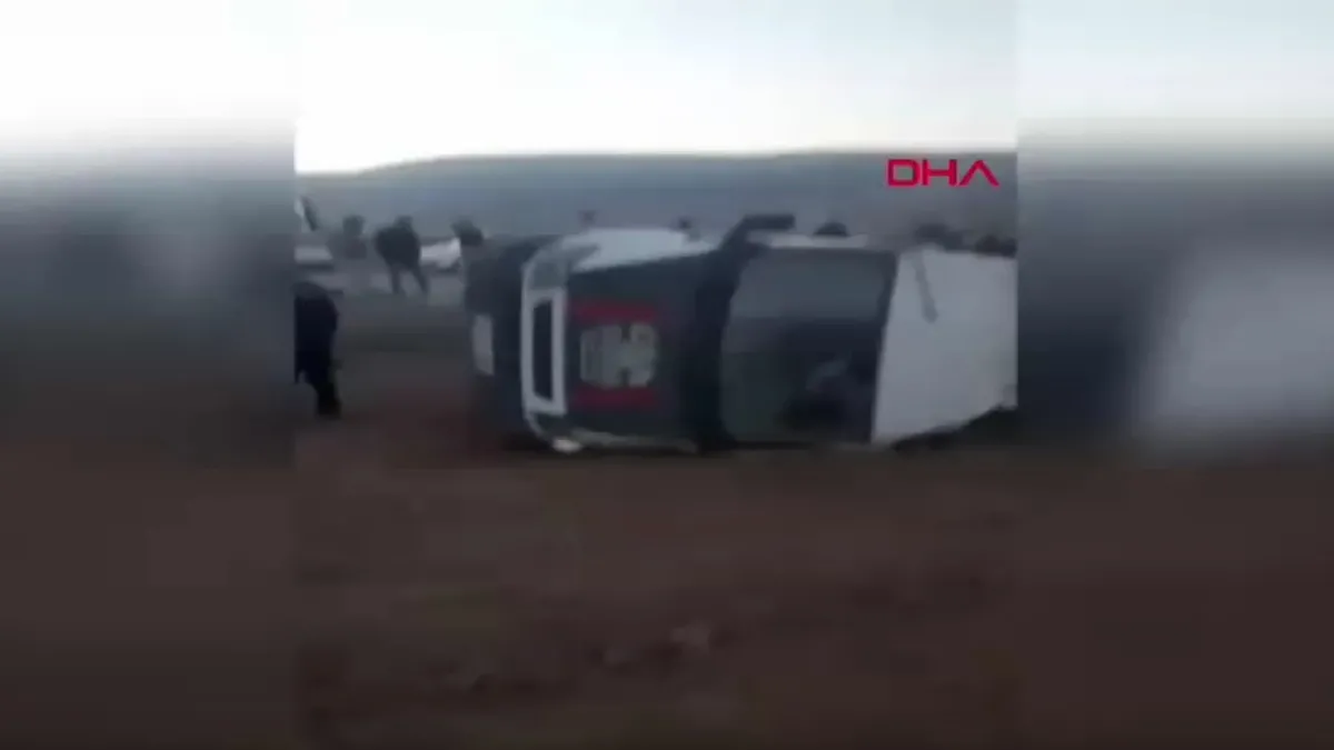 Kahramanmaraş'ta işçileri taşıyan minibüs devrildi: Ölü ve yaralı var