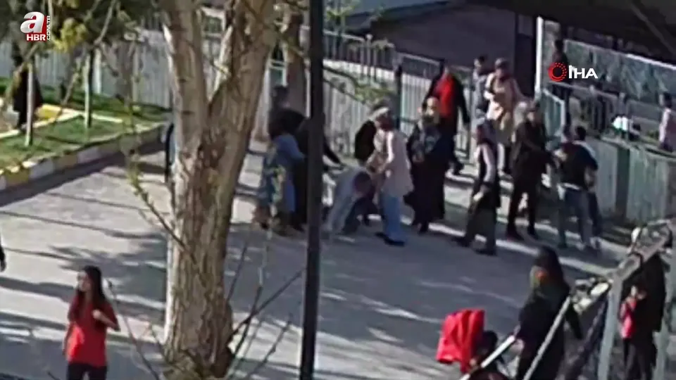 Aksaray’da okul müdürüne saldırı kamerada!