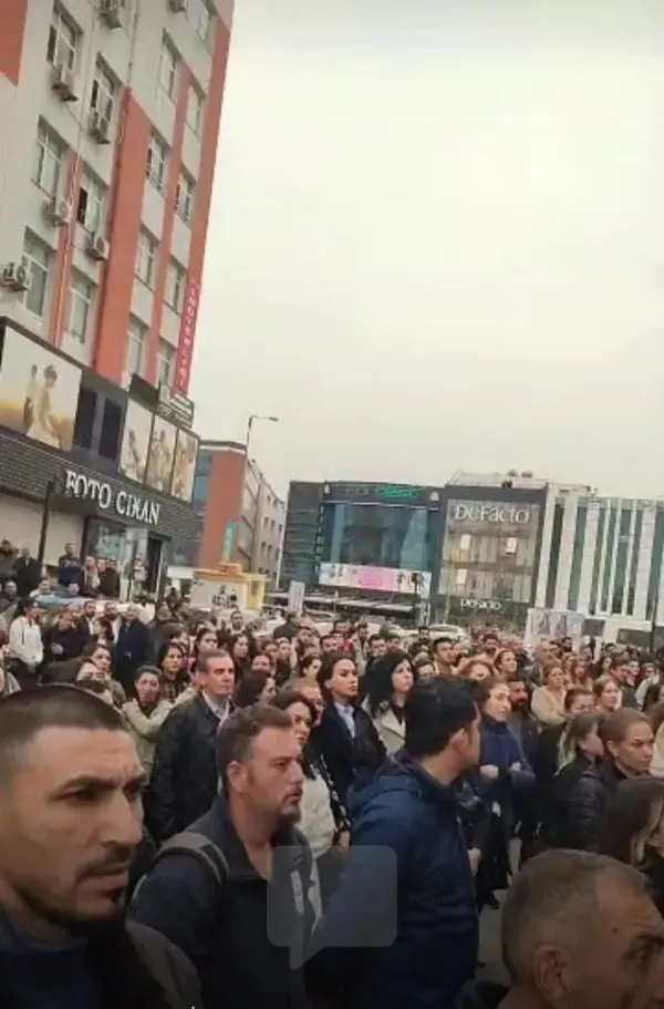 CHP’li belediyelerde maaş krizi patladı! İşçiler grevde: Geçinemiyoruz