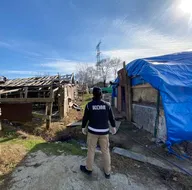 İstanbul Sultangazide kaçakçılara operasyon! Binlerce kilo ele geçirildi