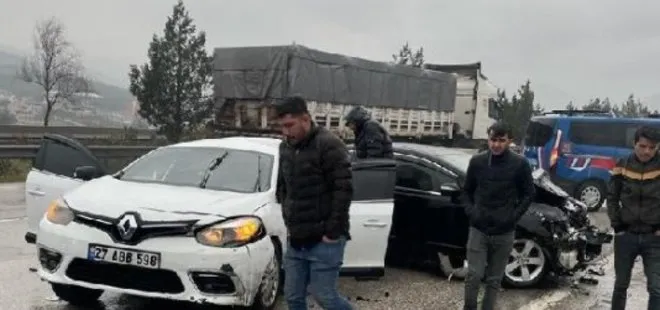 Osmaniye’de trafik kazası:1 polis hayatını kaybetti, 3 kişi yaralandı