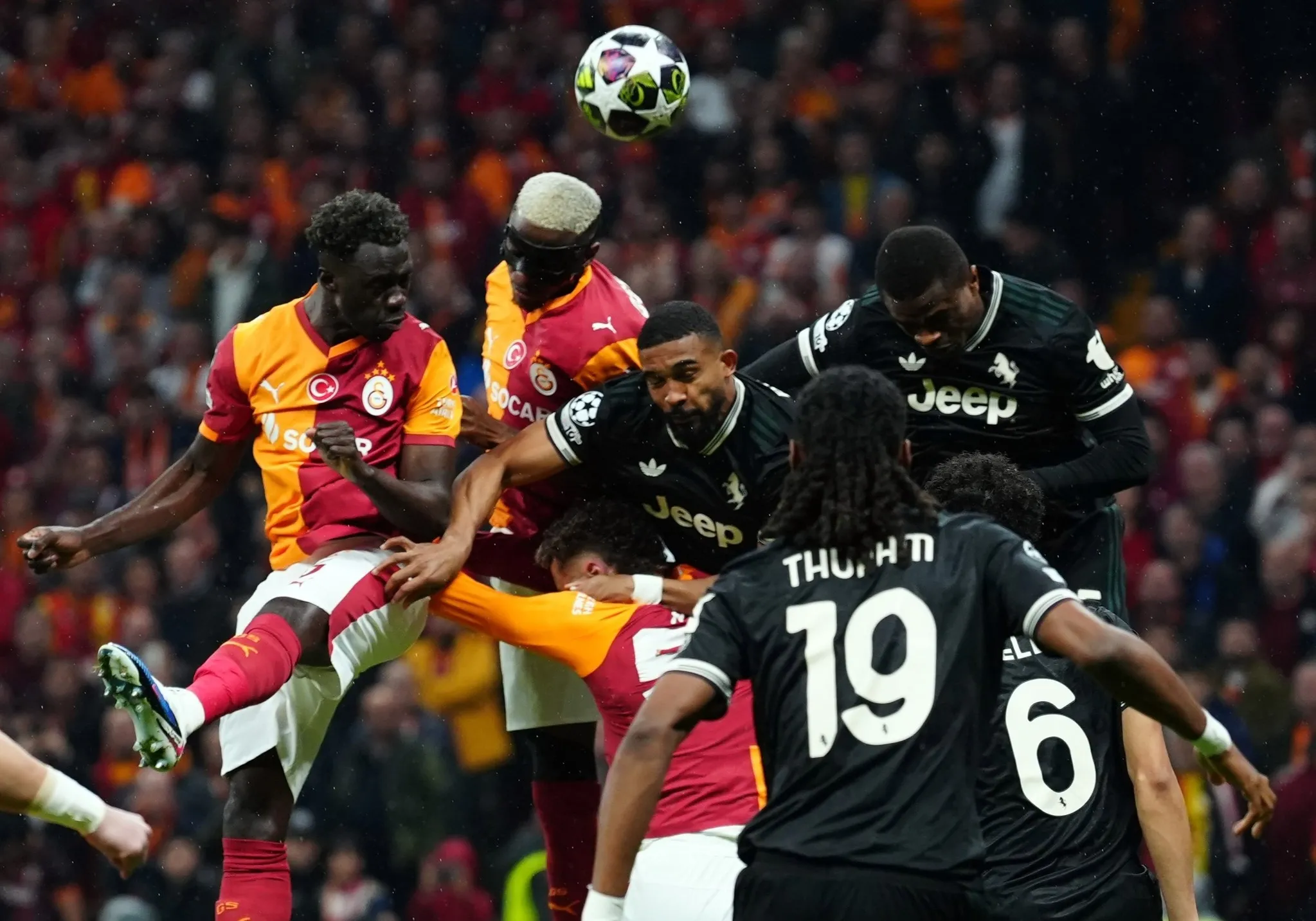 Aslan Şampiyonlar Ligi'nde son 16 peşinde! İşte Juventus-Galatasaray maçının muhtemel 11'leri