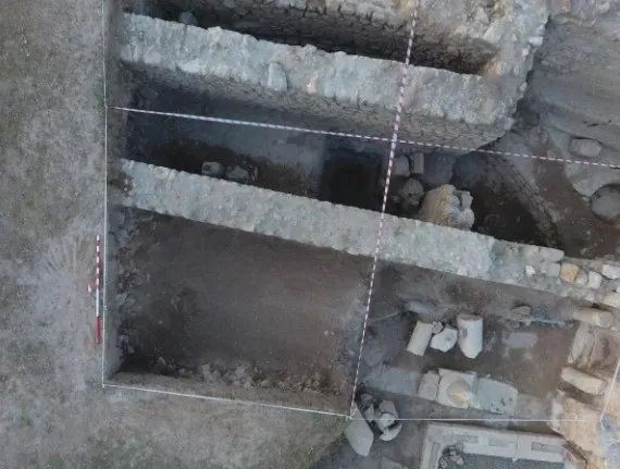 Hadrianoupolis Antik Kent’inde 1800 yıllık adak levhası bulundu