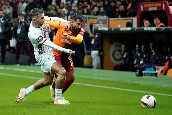 Aslan’dan muhteşem geri dönüş! Galatasaray 2-1 Gaziantep FK MAÇ SONUCU