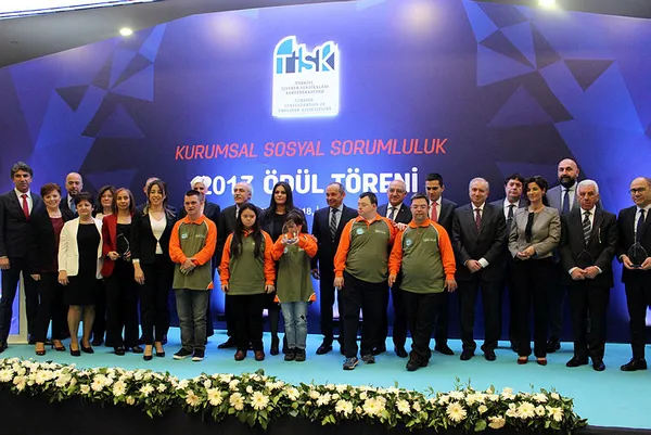 4 B'ye geçişte ücretlere yüzde 10 zam - 2