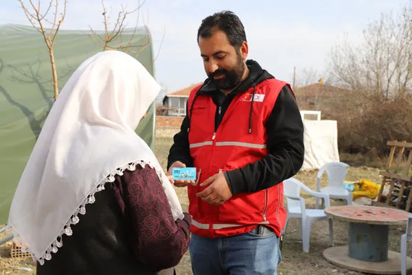 1680773466219.jpg Türk Kızılay afet bölgesine 1,5 milyar lira nakdi yardım yapacak: Hep birlikte bir gayret içindeyiz - 1