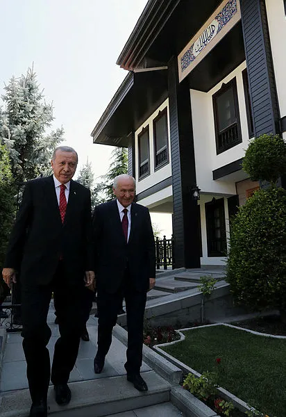 Son dakika: Başkan Erdoğan, Bahçeli ile görüştü