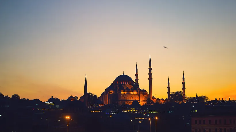 14 Ocak 2025 iftar vakti: İstanbul, Ankara, İzmir ve tüm illerde akşam ezanı saat kaçta okunacak?
