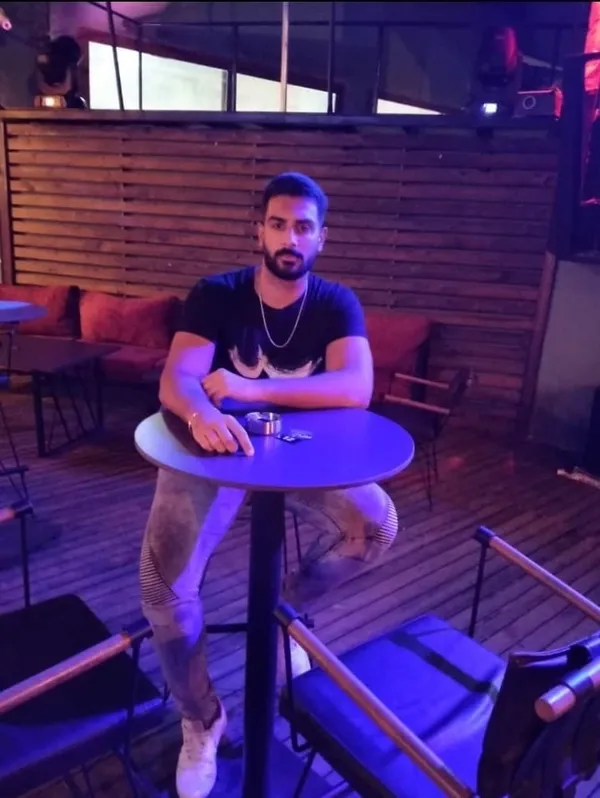 1621769275486.jpg Askere gitmeye hazırlanan genç kılıçla öldürüldü! Dehşet anı kamerada - 3