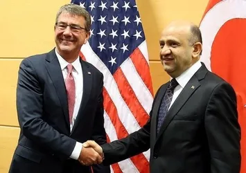 Fikri Işık ve Carter arasında 'Rakka operasyonu' görüşmesi