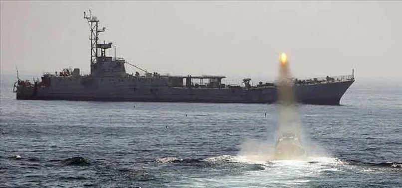 İran Aden Körfezi'ne 2 savaş gemisi gönderdi