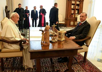 Cumhurbaşkanı Erdoğan Papa ile görüştü