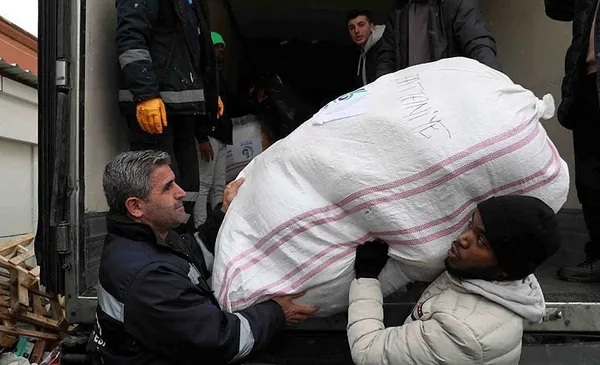 Türkiye Hatay için seferber oldu! Dört bir yandan yardım yağıyor