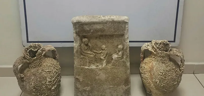 Roma dönemine ait iki amfora ele geçirildi
