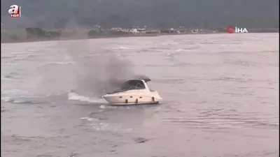 Akyaka’da tekne yangını