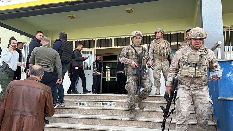 Siverek'te lisede silahlı saldırı! Günler önce tehdit paylaşmıştı: 16 yaralı - 8