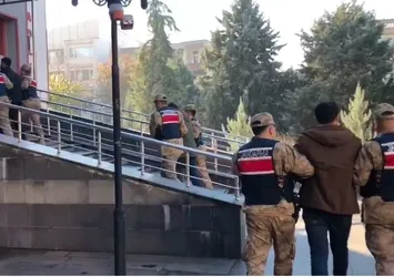 Diyarbakır’da terör operasyonu: 4 gözaltı