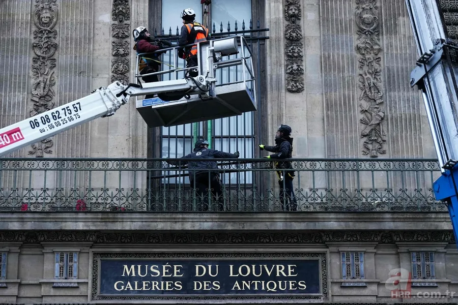 Fransa'da tarihi vurgun! Louvre Müzesi soygununa ait yeni görüntüler ortaya çıktı 1