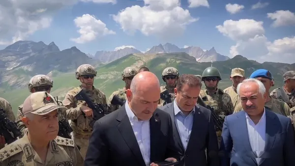 Başkan Erdoğan Mehmetçik ile bayramlaştı