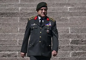 Genelkurmay Başkanı Bayraktaroğlu Katarlı mevkidaşı Al-Mannai ile biraraya geldi