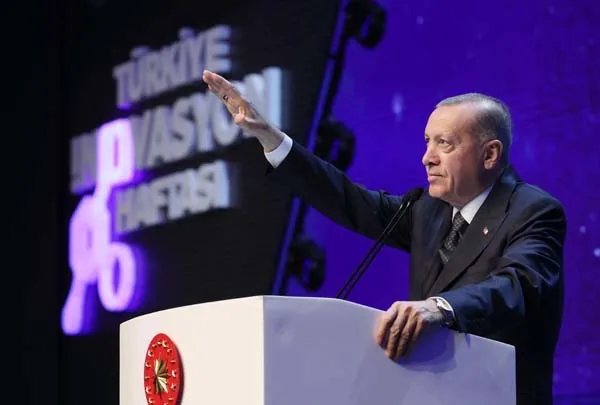Son dakika: Başkan Erdoğan'dan Türkiye İnovasyon Haftası İnovalig Şampiyonları Ödül Töreni'nde önemli açıklamalar! Kılıçdaroğlu'na TOGG tepkisi - 1