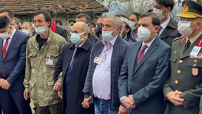 Şehit Uzman Çavuş Aygün Çakar son yolculuğuna uğurlandı - 4