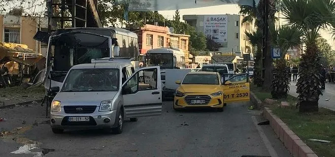 Son dakika: Adana’da polis servisine bombalı saldırı!