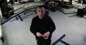 Kamera kapatan koruma yakalandı!