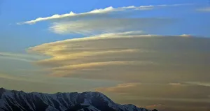 Yüksekova semalarında mercek bulutu oluştu