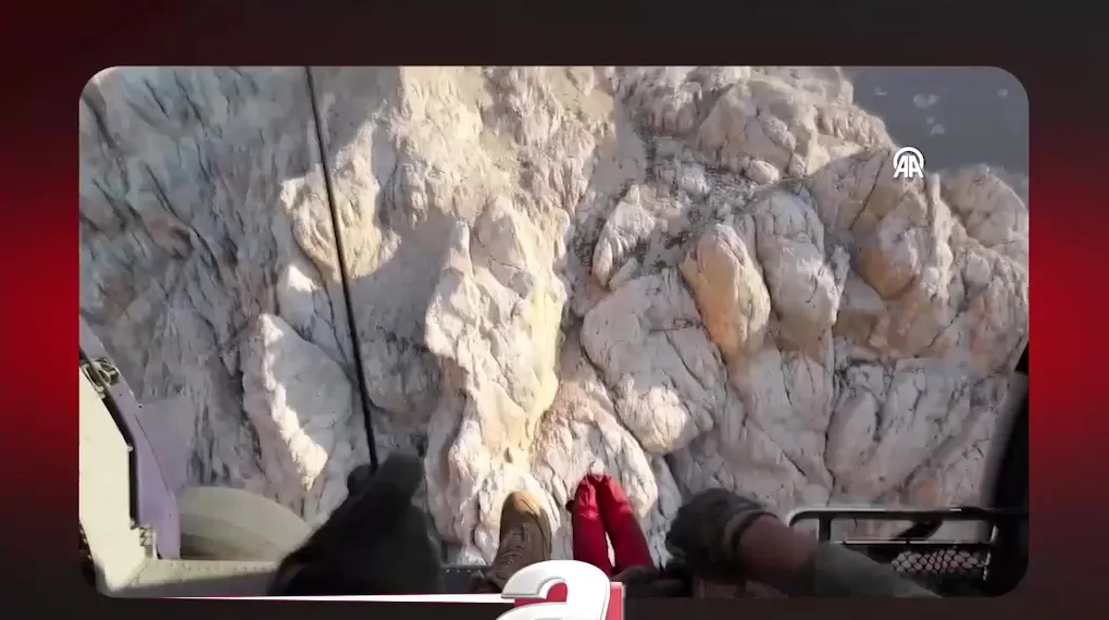 İNGİLİZ DAĞCIYI TÜRK ASKERİ KURTARDI