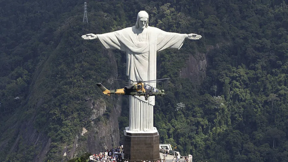 Atak helikopteri Brezilya'yı fethetti!