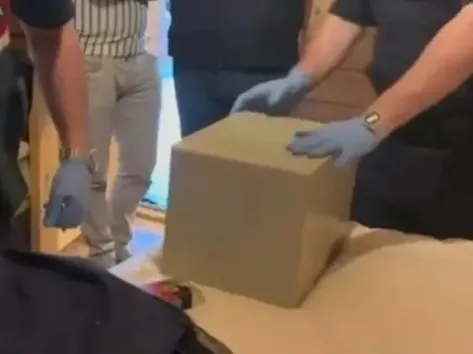 yolsuzluga-bantli-kamera-onleminde-yeni-gelisme-bu-goruntuler-ilk-kez-a-haberde-1748199403923.jpg Fotoğraf-A Haber Arşiv