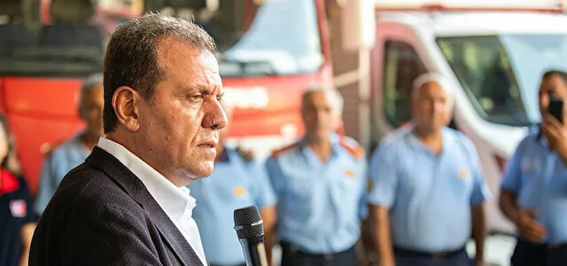 CHP'li Mersin Büyükşehir Belediye Başkanı Vahap Seçer vatandaşı azarladı: Haddinizi bilin