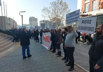 CHP’li Çiğli Belediye Başkanı Onur Emrah Yıldız'dan akraba ataması! Kirvesini de belediyeye aldı
